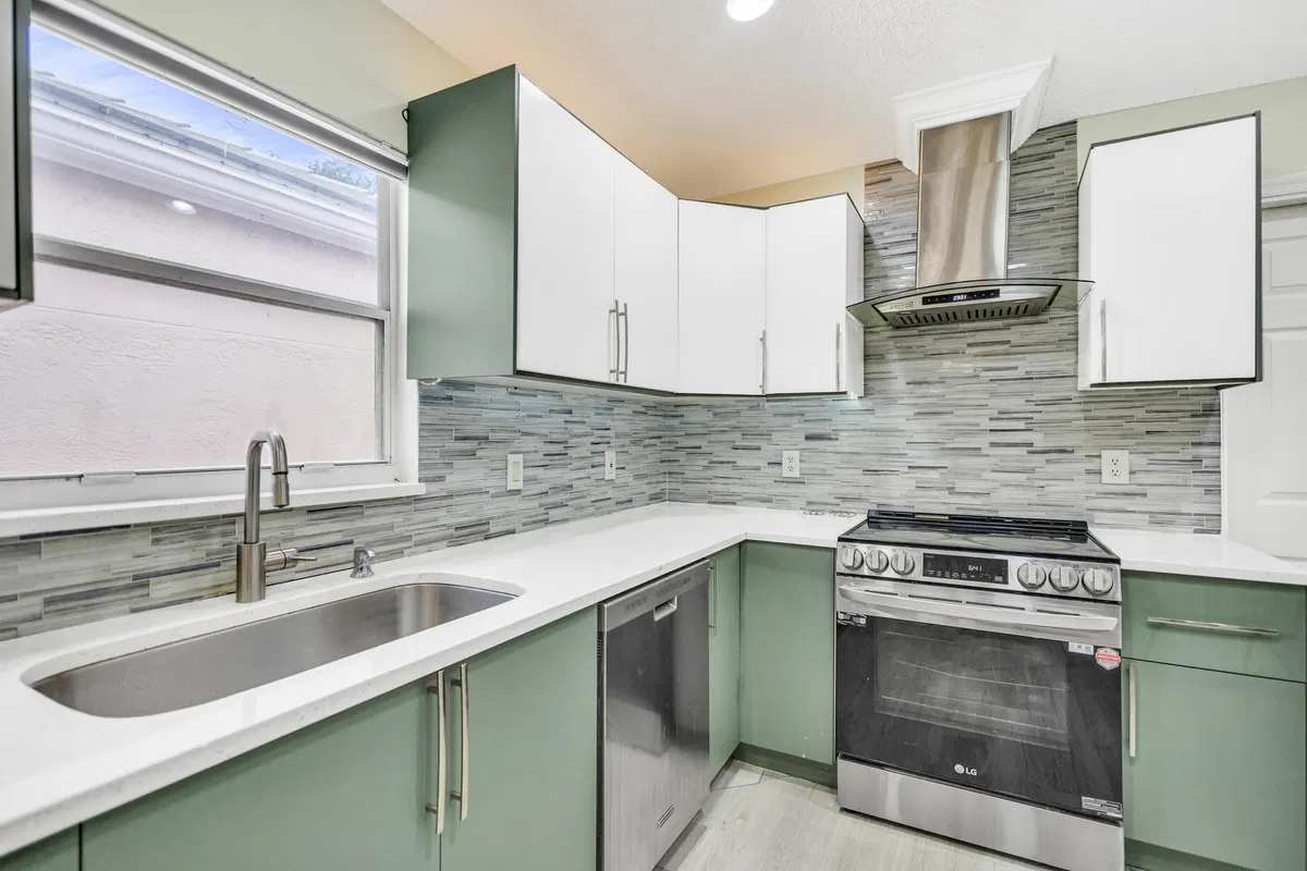 Residence photo 10