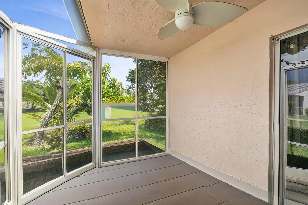 Residence photo 31