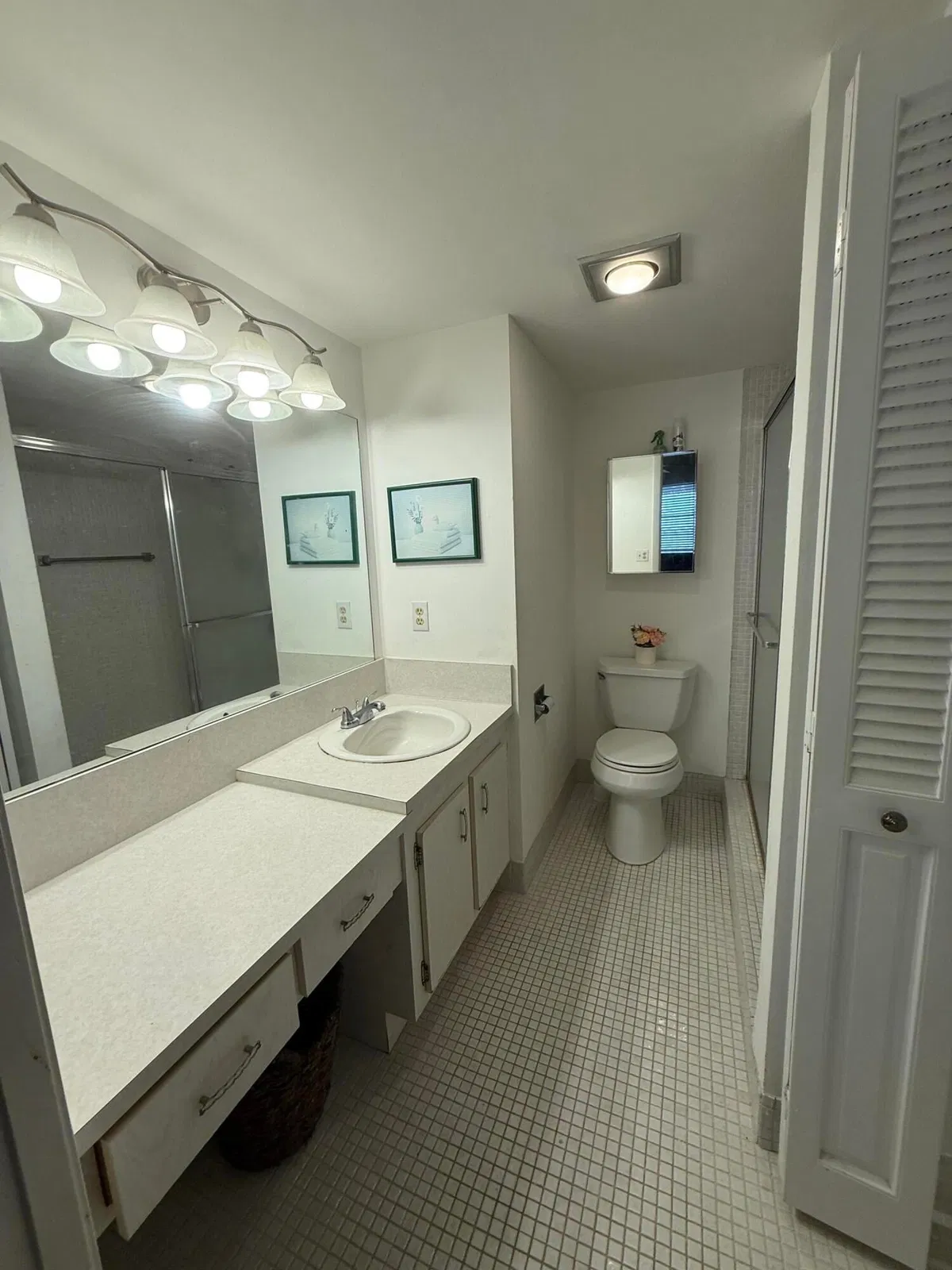 Unit 3018 photo 7