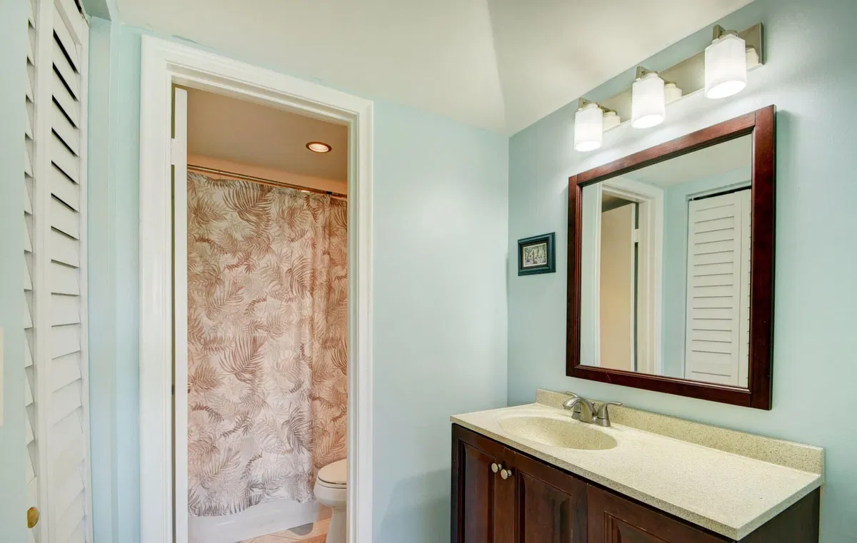  Unit 106 photo 13