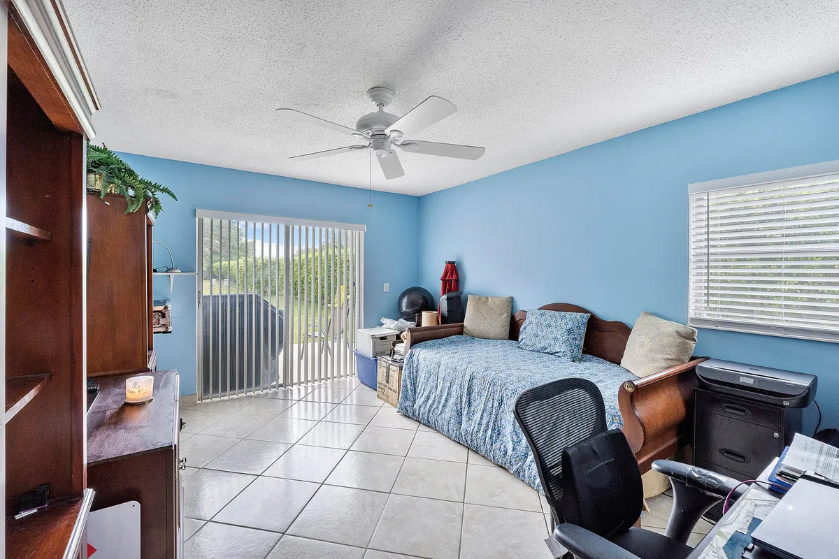  Residence photo 13