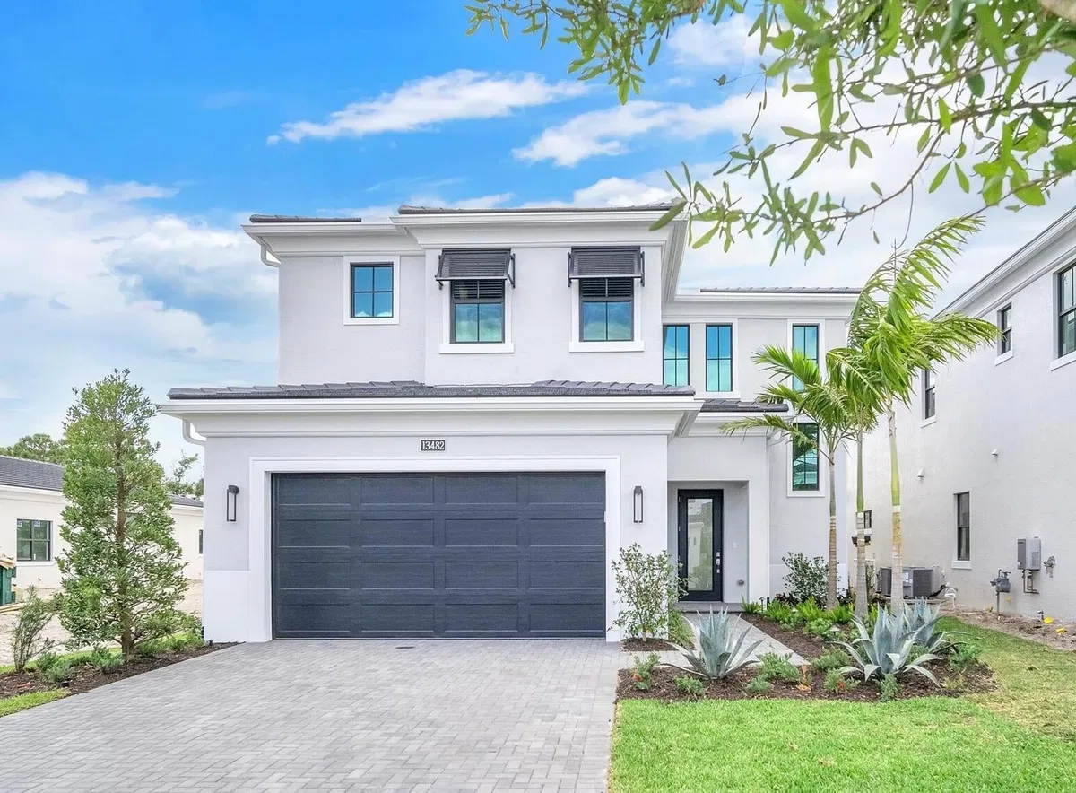 Artistry Palm Beach Gardens Residence