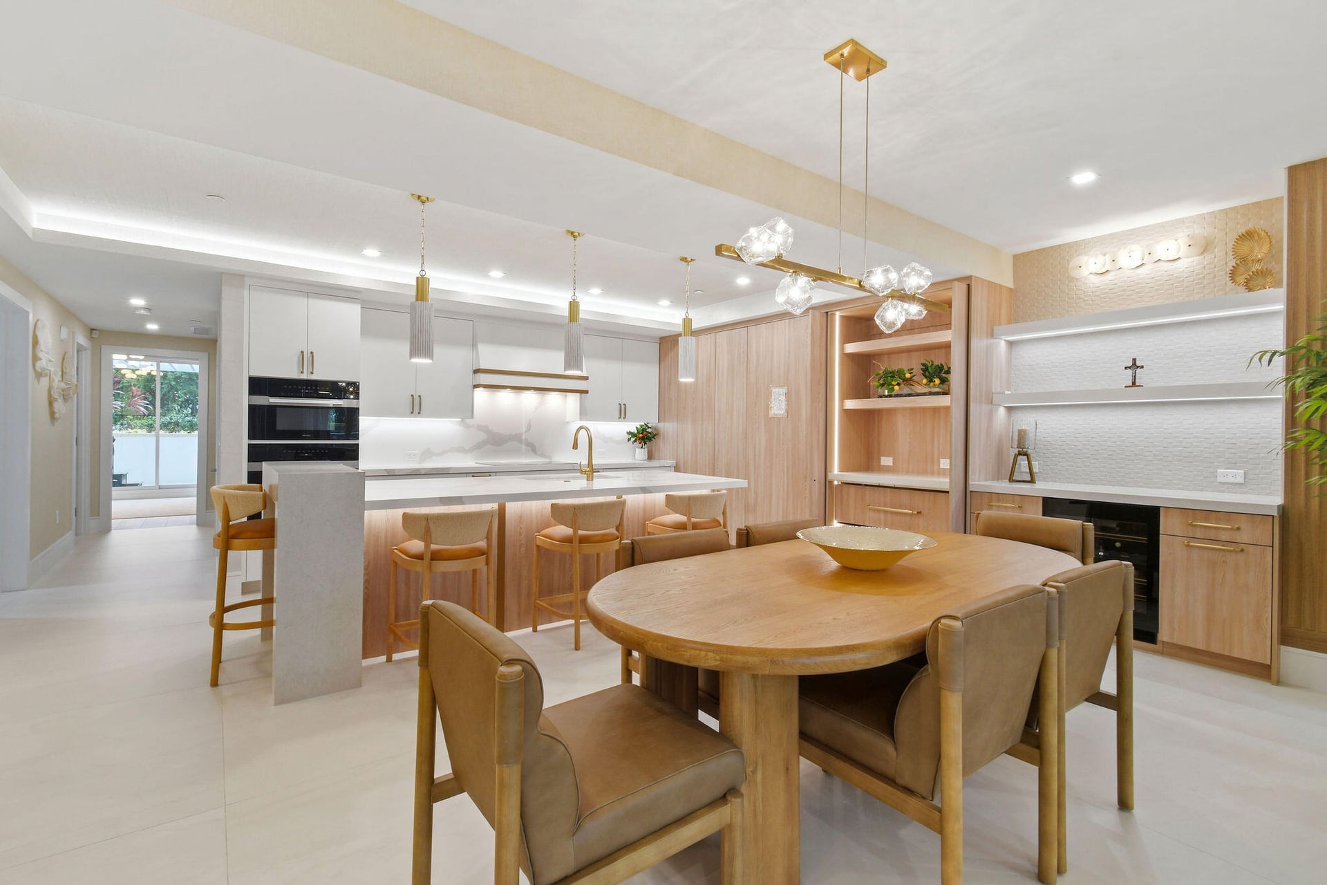 Unit 202 photo 19