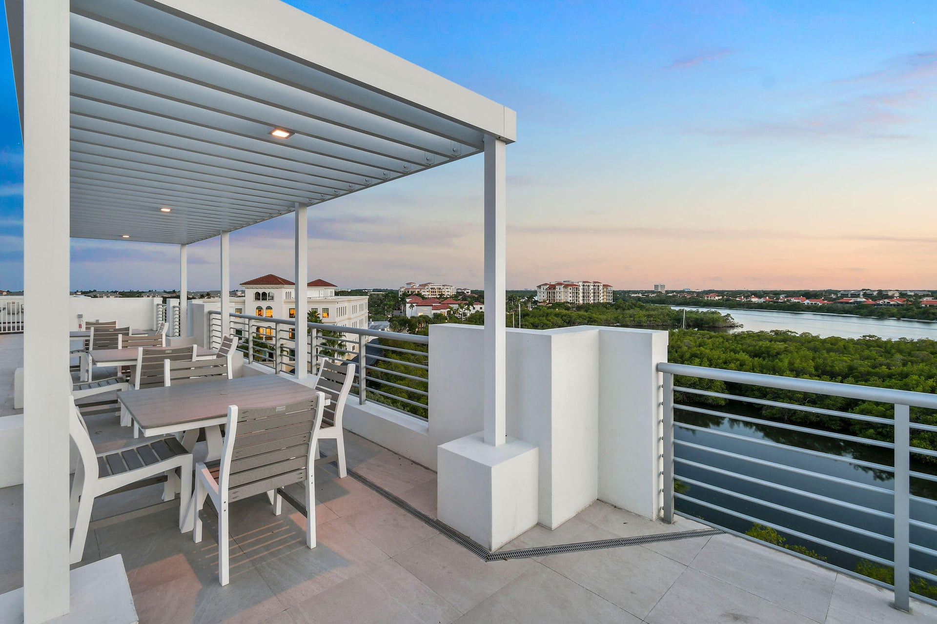 Unit 202 photo 61