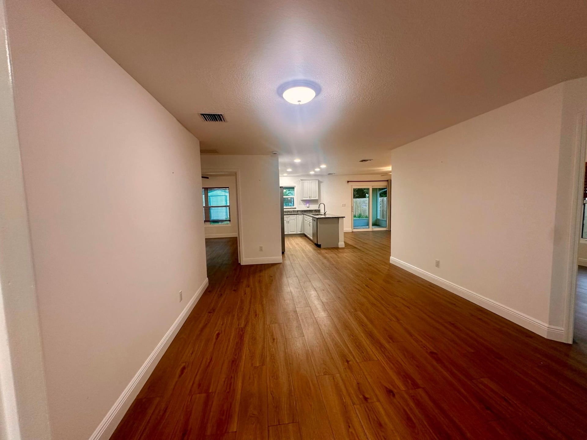 Residence photo 4
