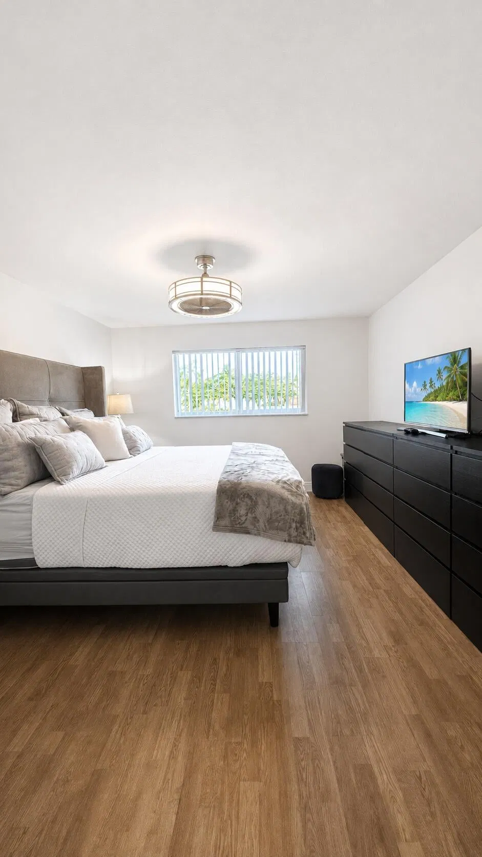Unit 202 photo 7