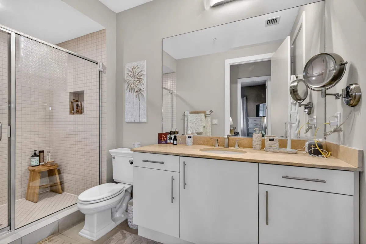 The Meridian Unit 309 photo 19