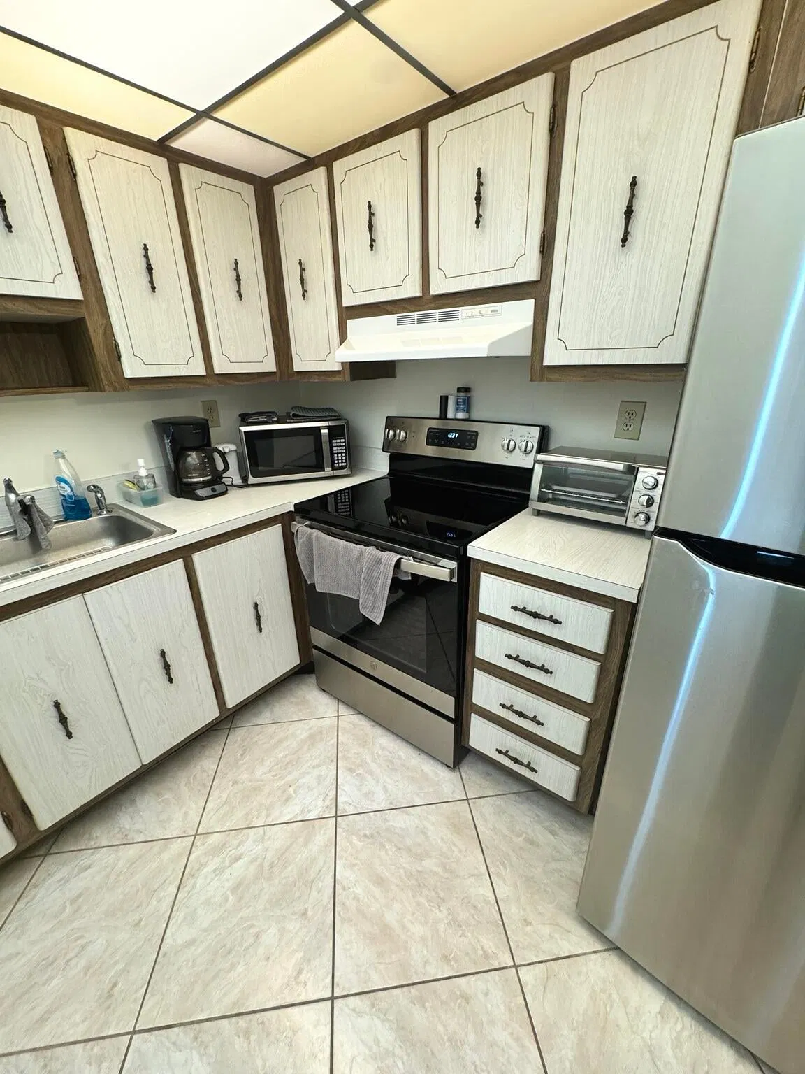  Unit 32 photo 13