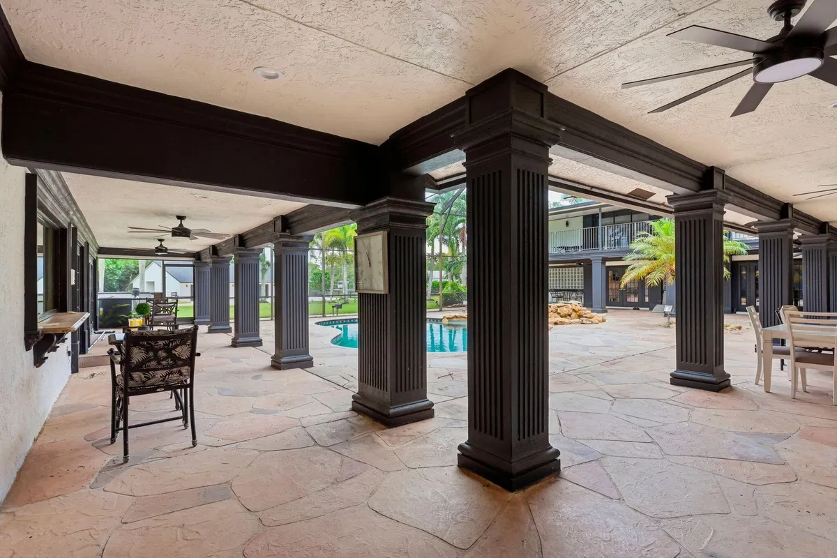 Homeland Residence photo 61