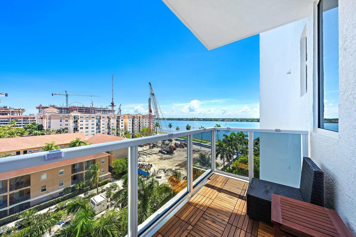 Villa Lofts Unit 801 photo 13