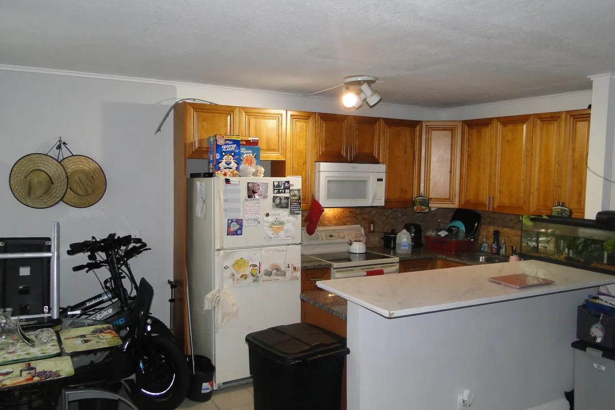 Unit 32 photo 4