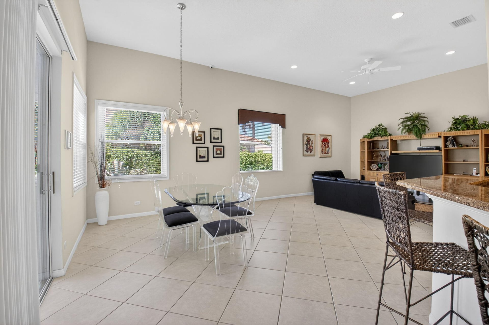 Residence photo 34