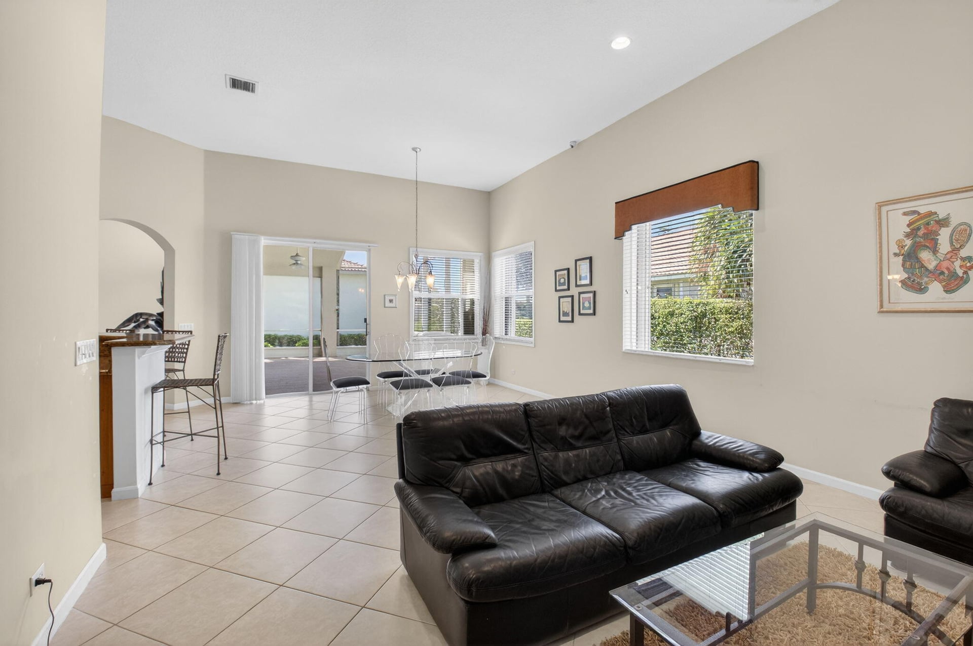 Residence photo 37