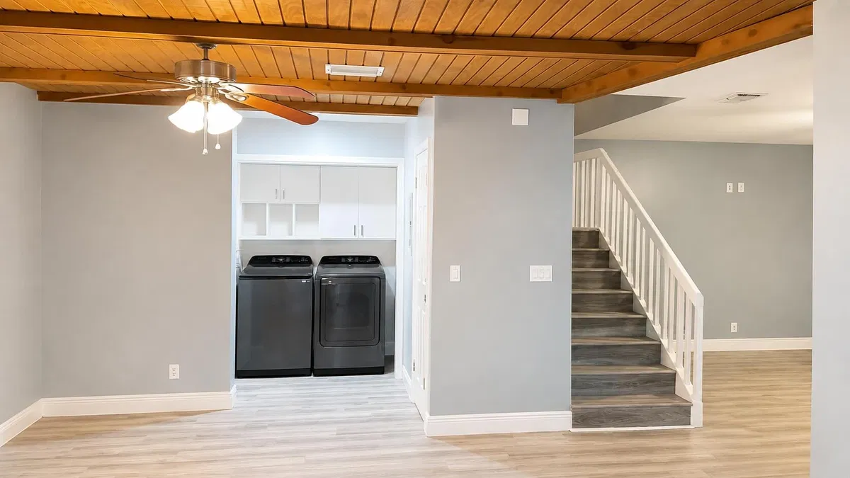Unit 2840 photo 7
