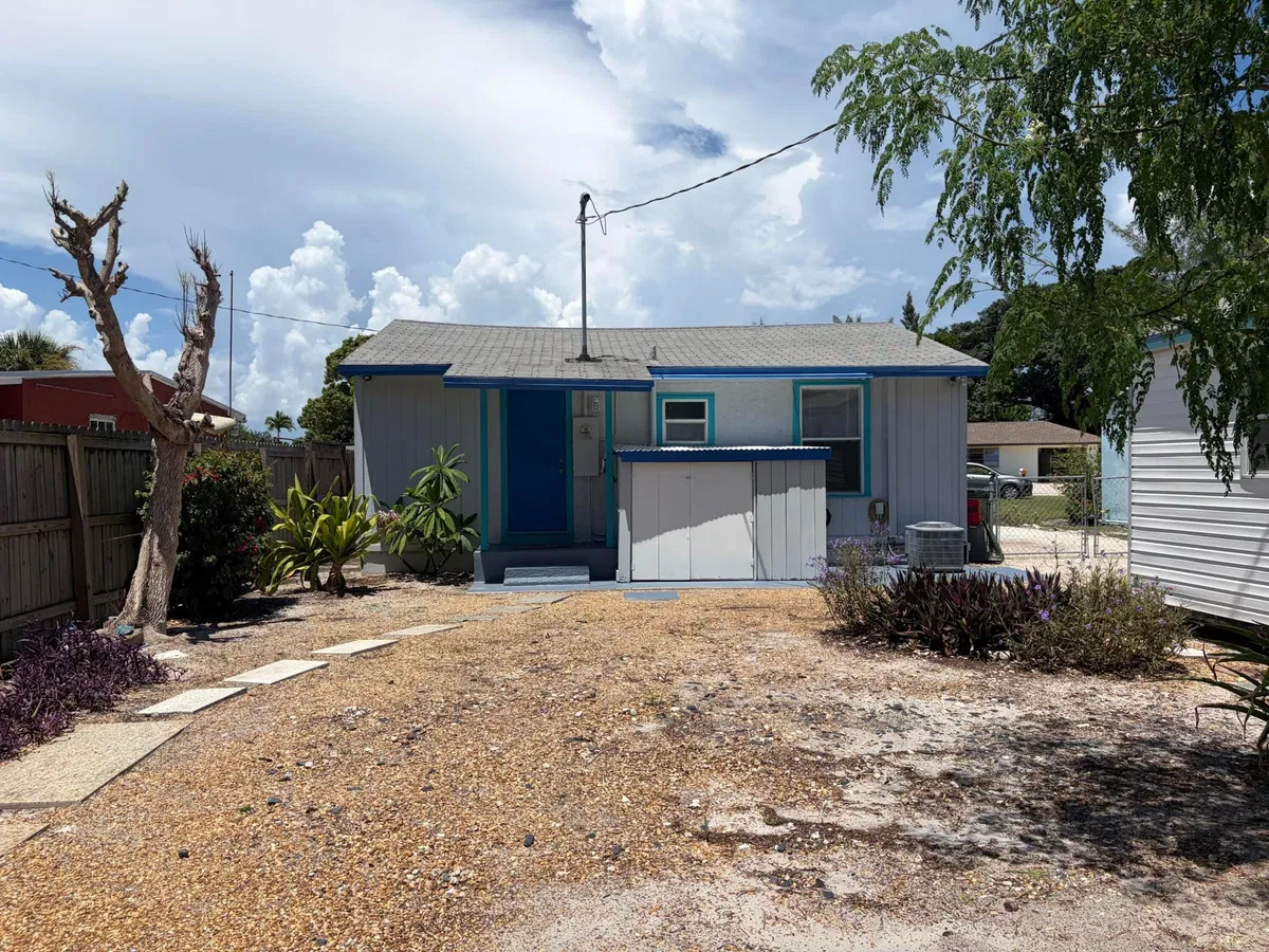  Residence photo 34