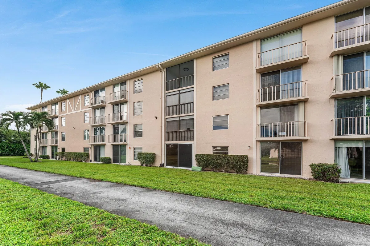  Unit 204 photo 31