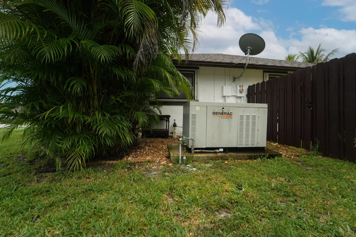 Residence photo 49
