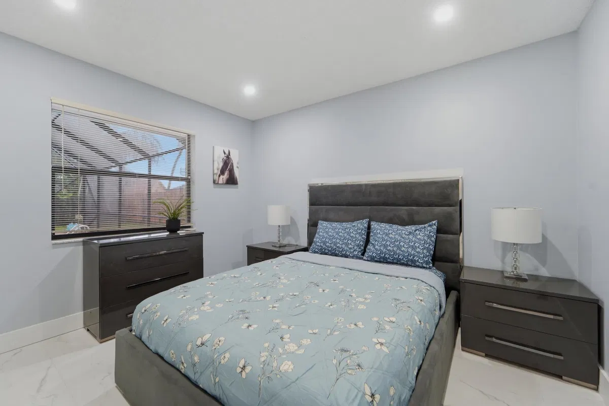 Residence photo 31