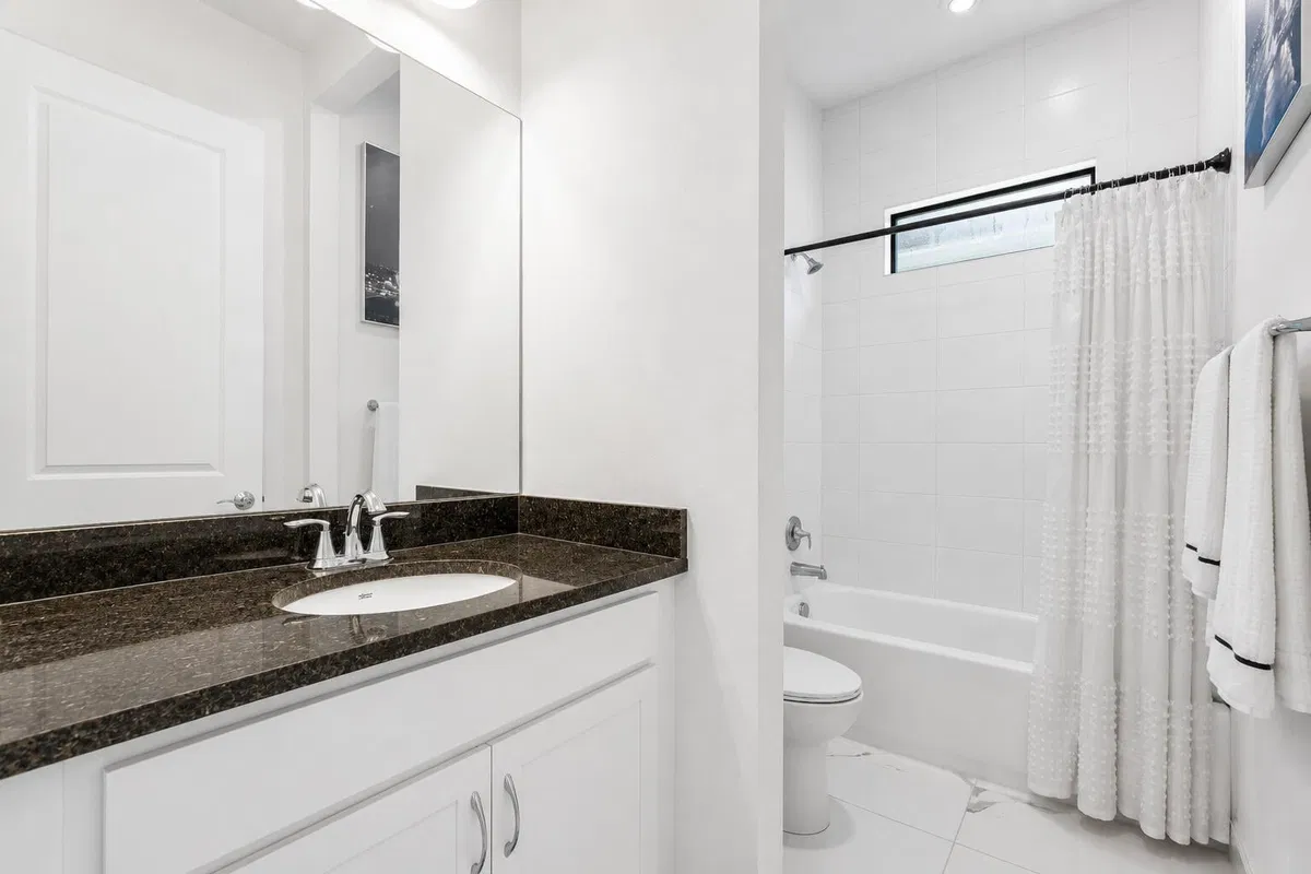  Residence photo 25