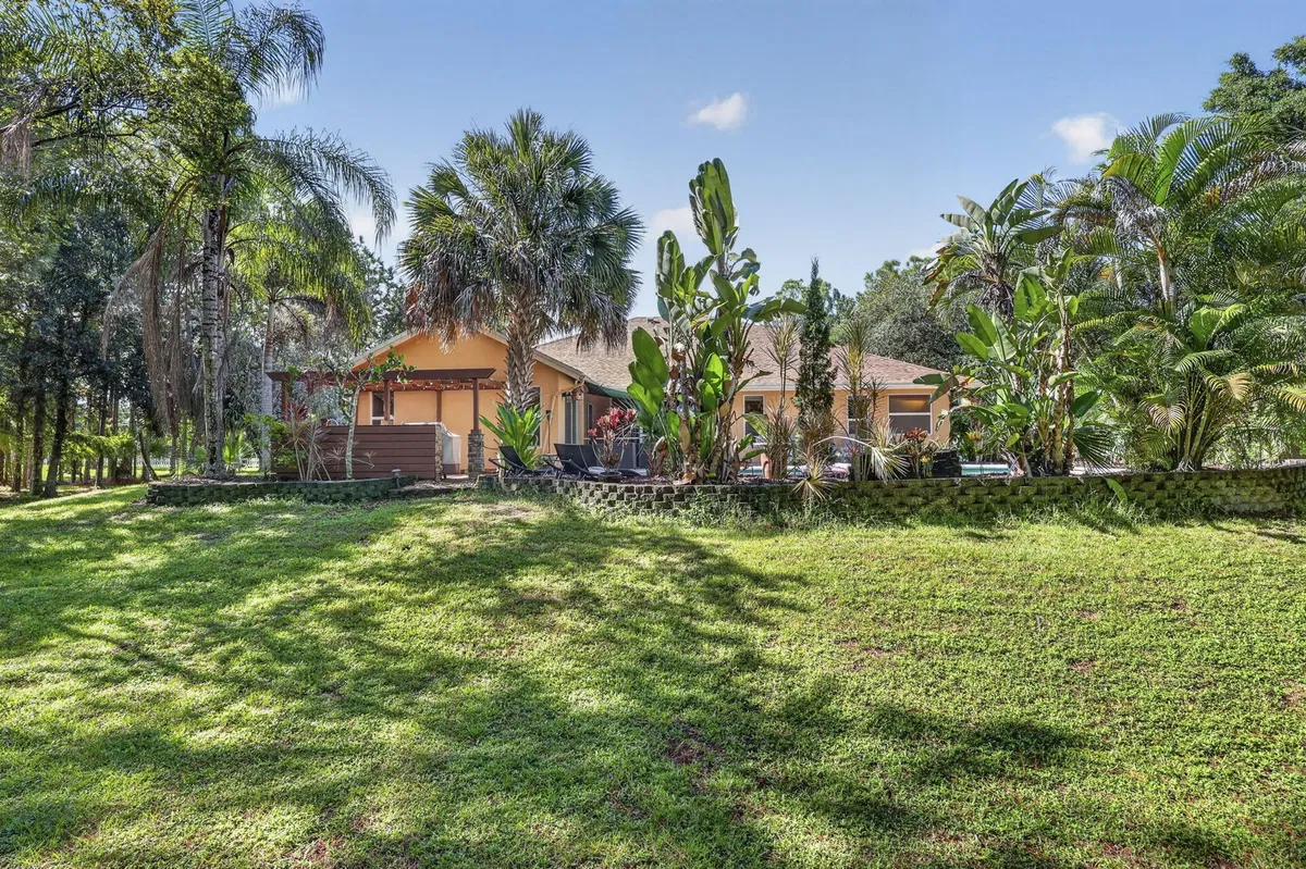  Residence photo 43