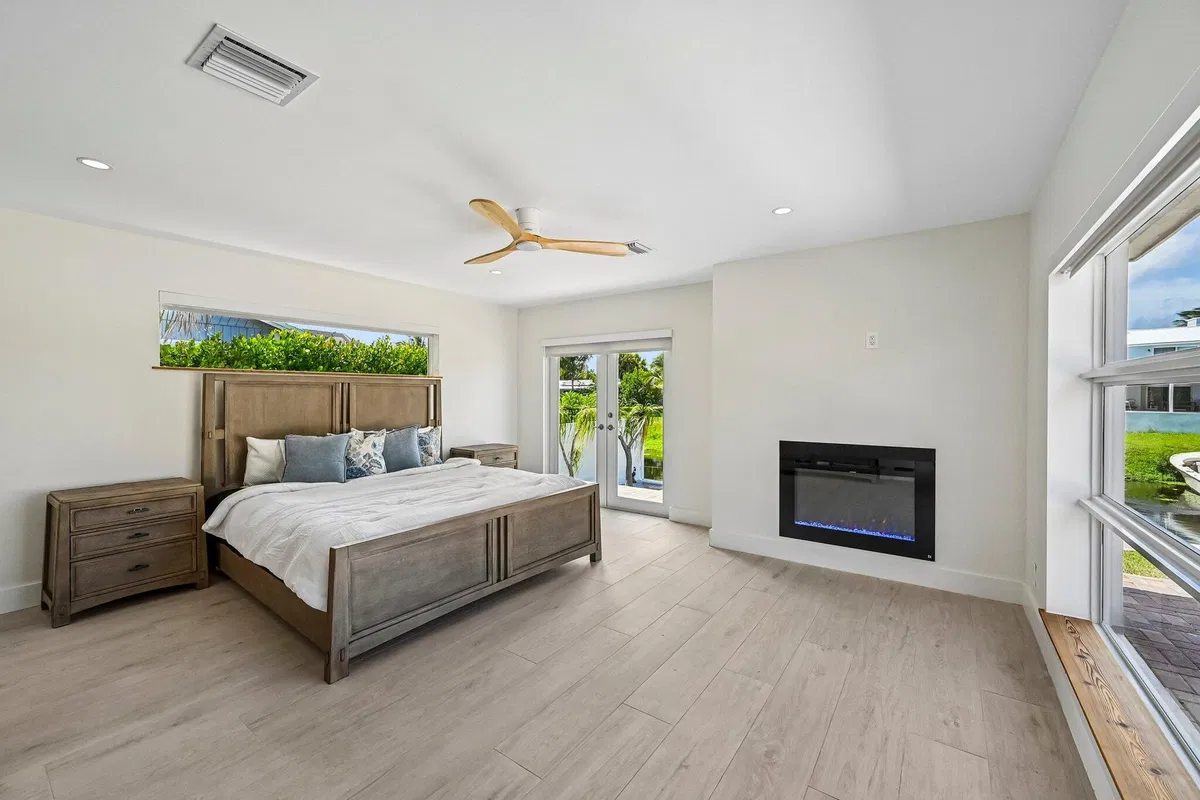 Residence photo 25