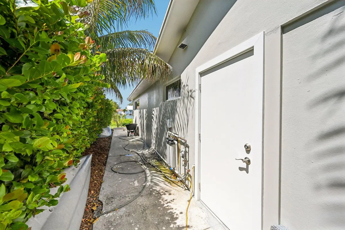 Residence photo 34