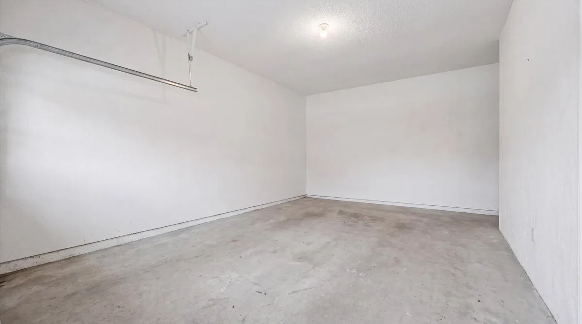  Unit B2 photo 22