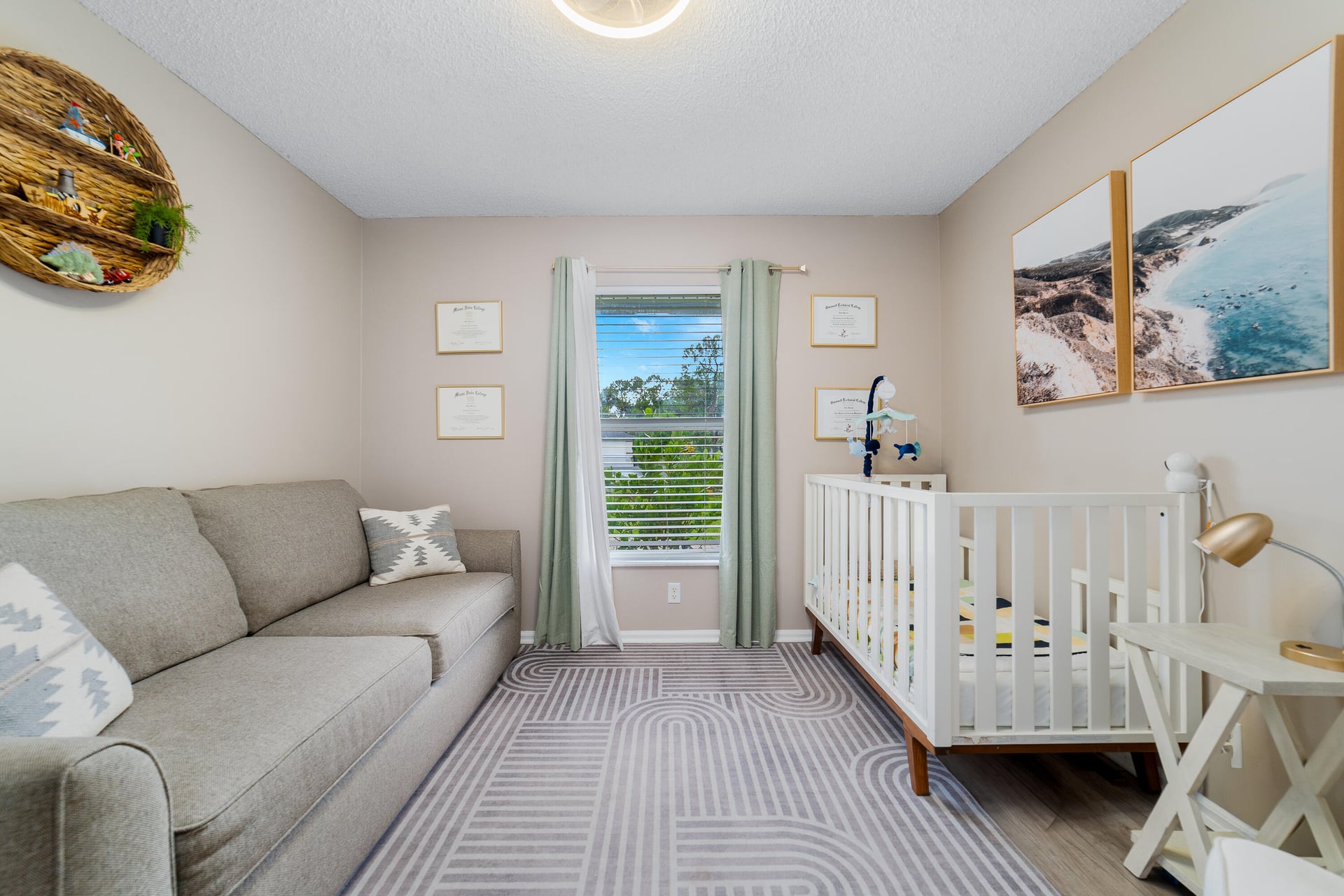 Residence photo 10