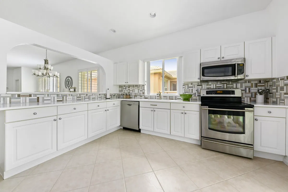 Residence photo 10