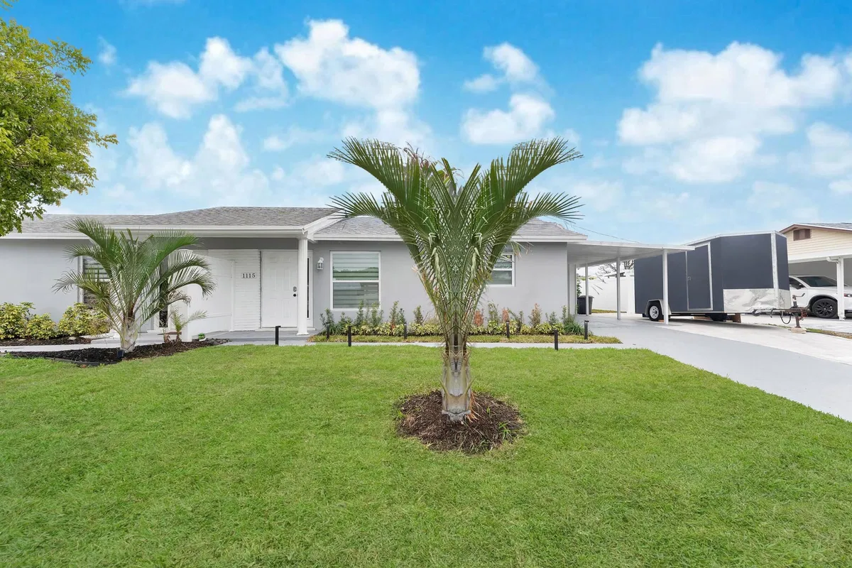 Residence photo 4