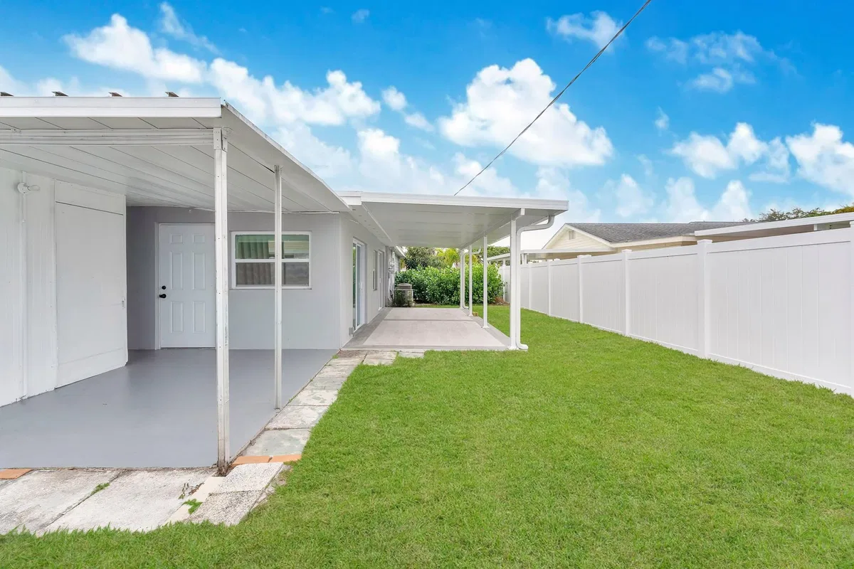 Residence photo 7