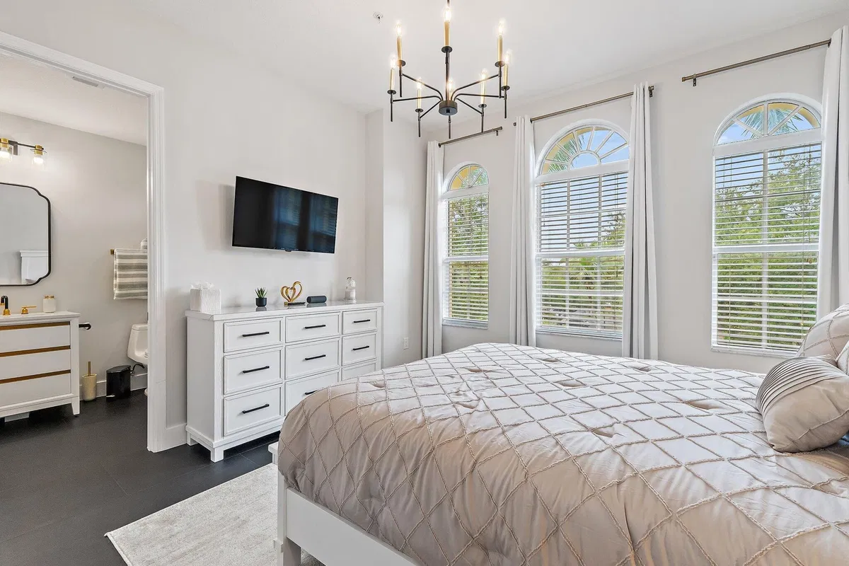 Residence photo 43