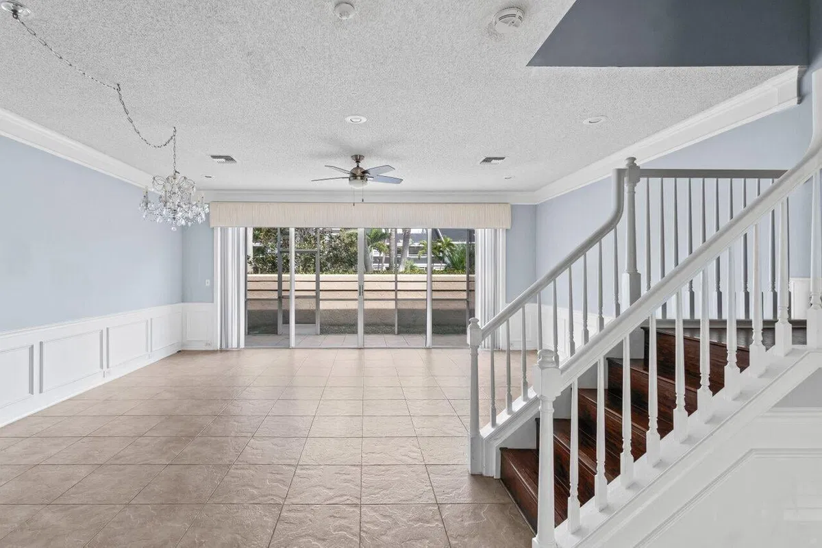 Residence photo 10