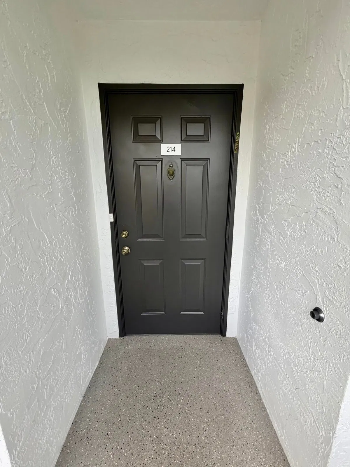 Unit 214 photo 7