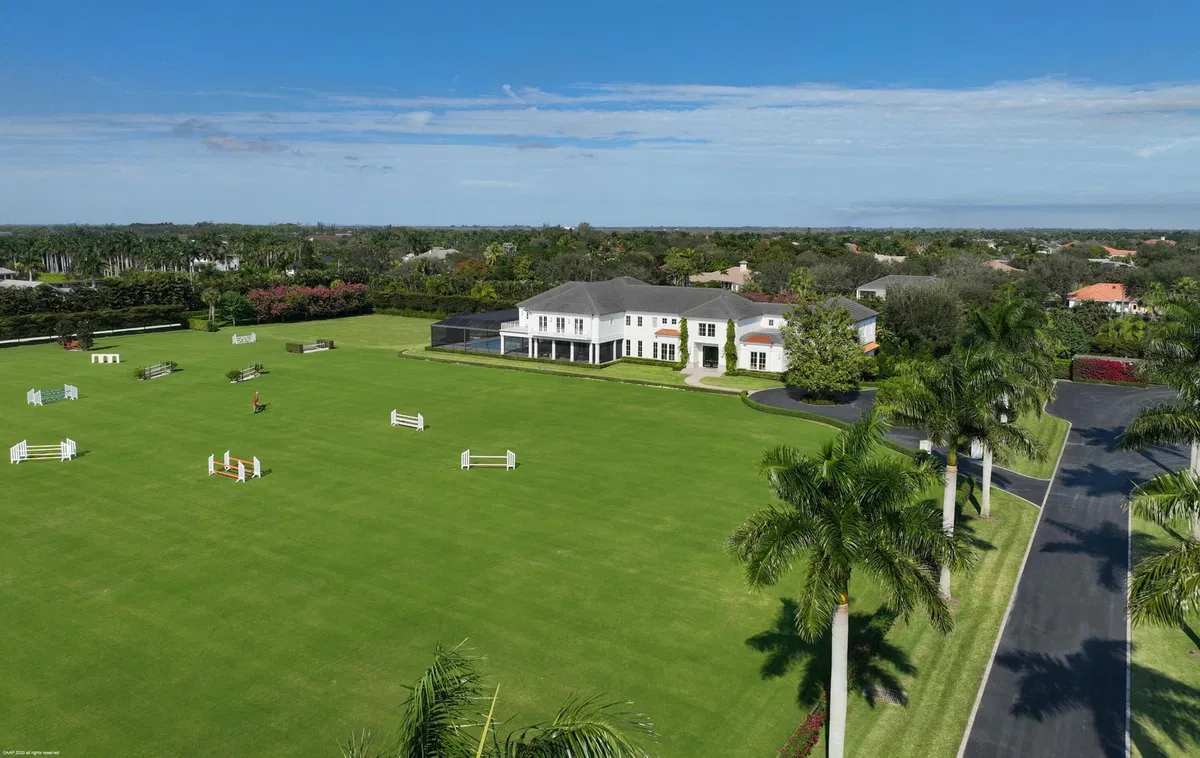 Palm Beach Point Residence photo 19
