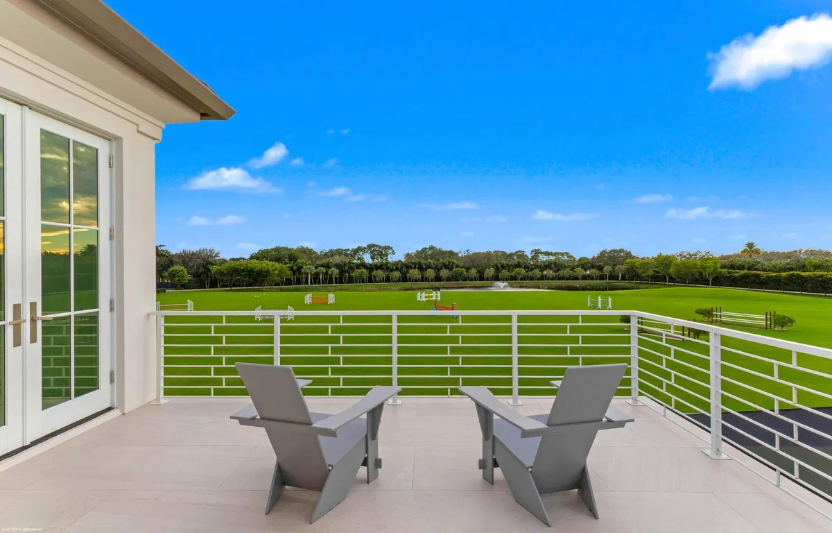 Palm Beach Point Residence photo 58