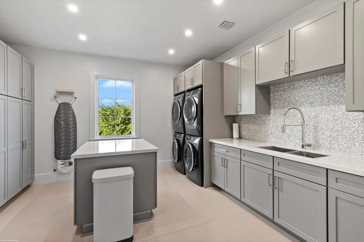 Palm Beach Point Residence photo 67