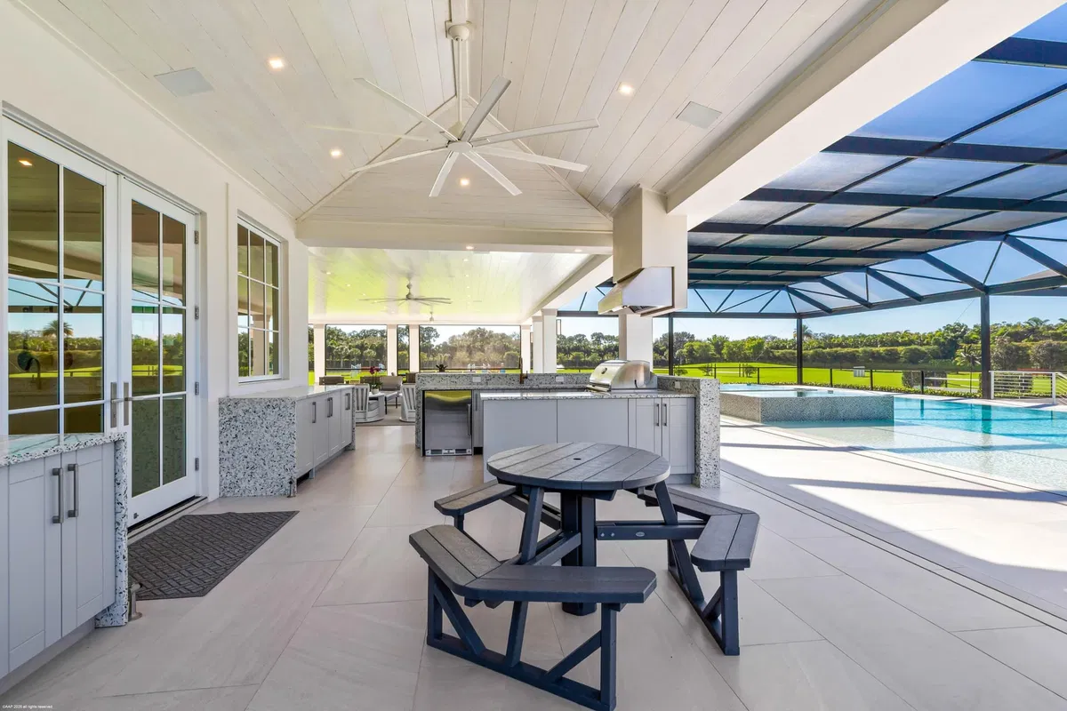 Palm Beach Point Residence photo 85