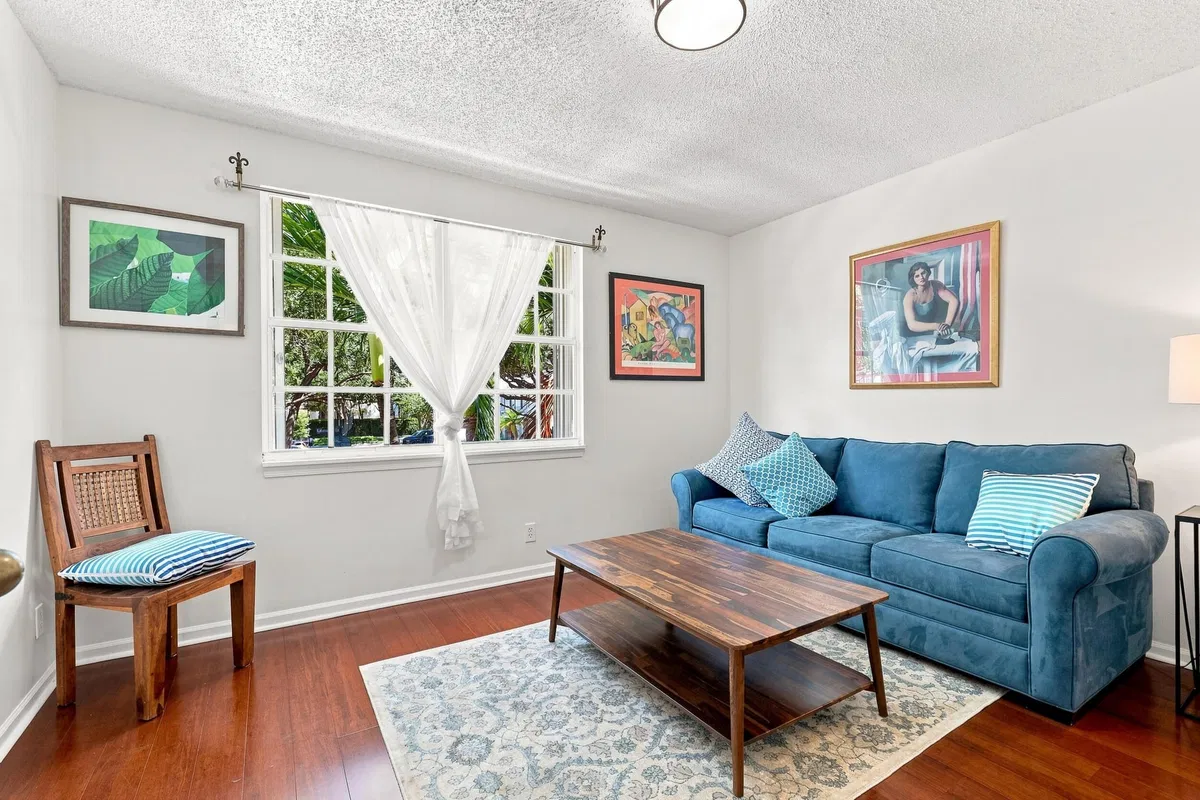 Residence photo 34