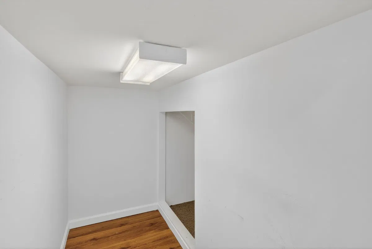  Residence photo 34