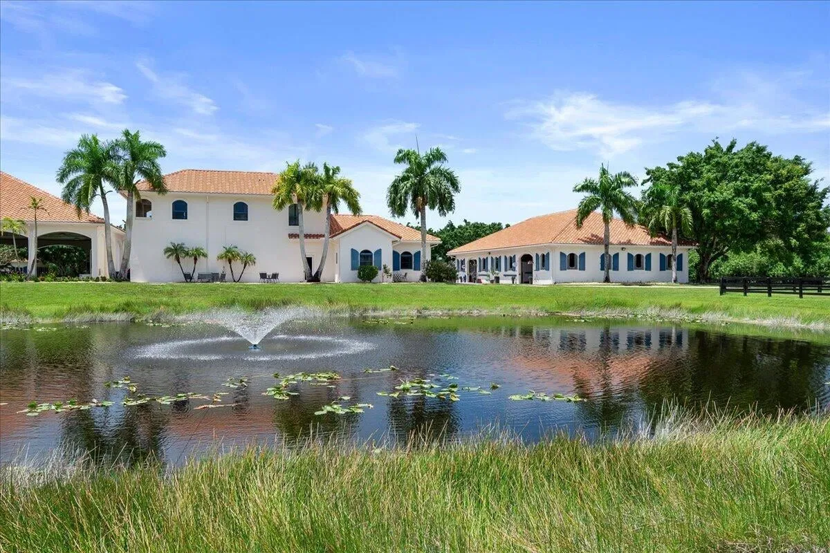 Residence photo 10