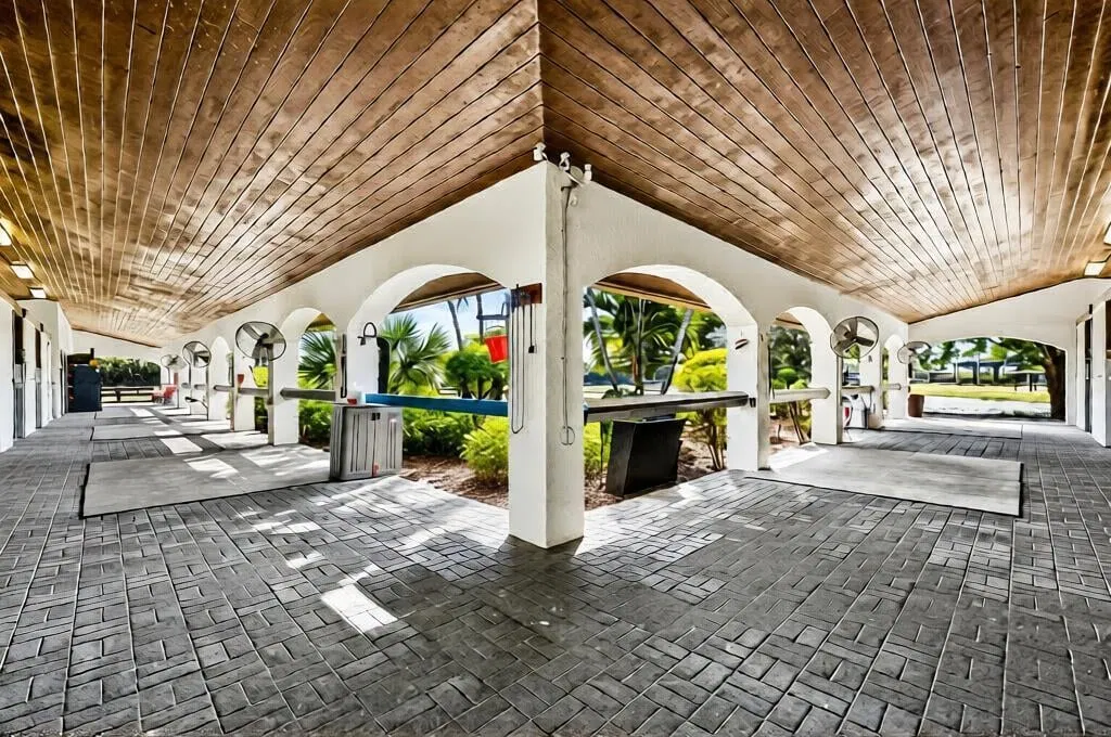 Residence photo 61