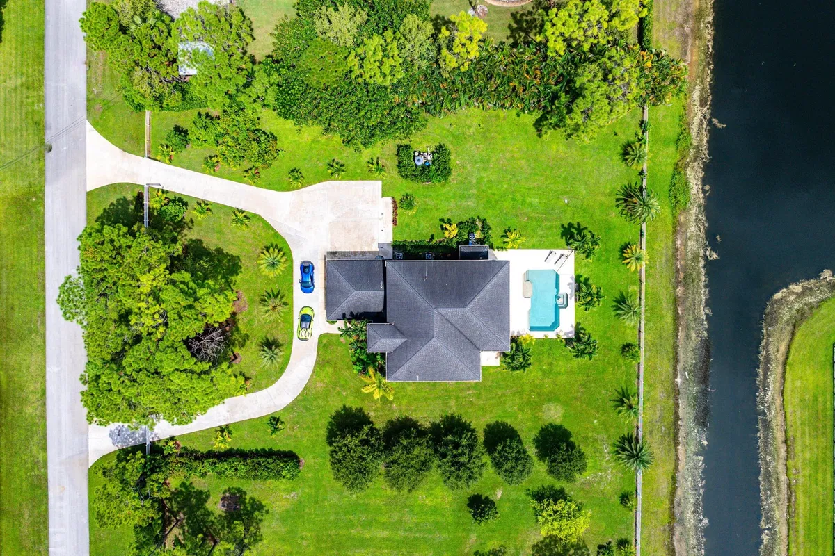 Homeland Residence photo 49