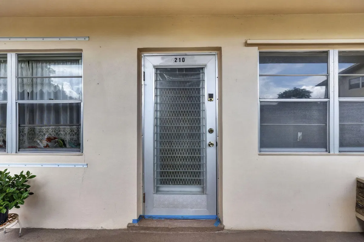 Unit 210 photo 25