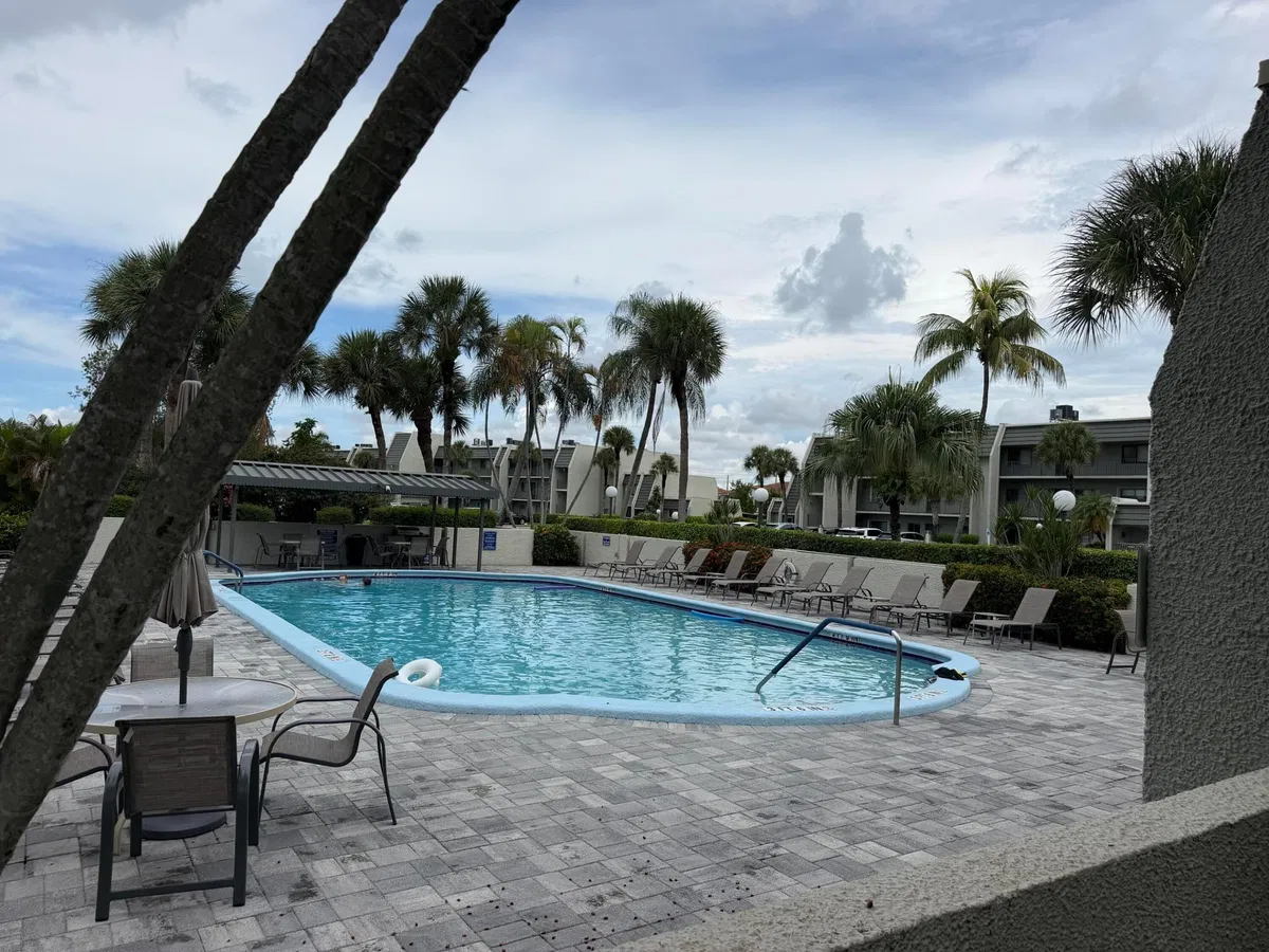 Unit 208 photo 40