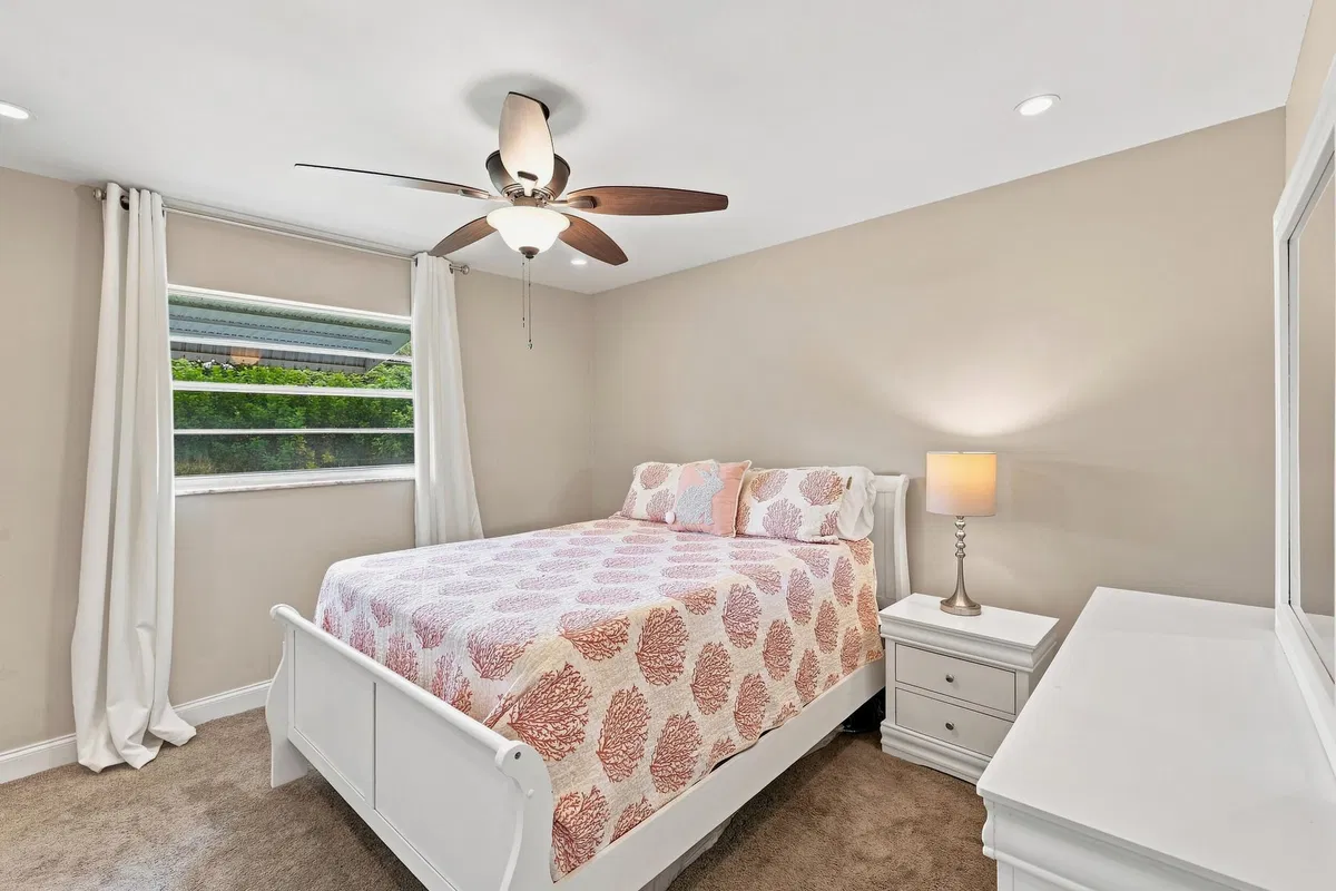  Residence photo 13