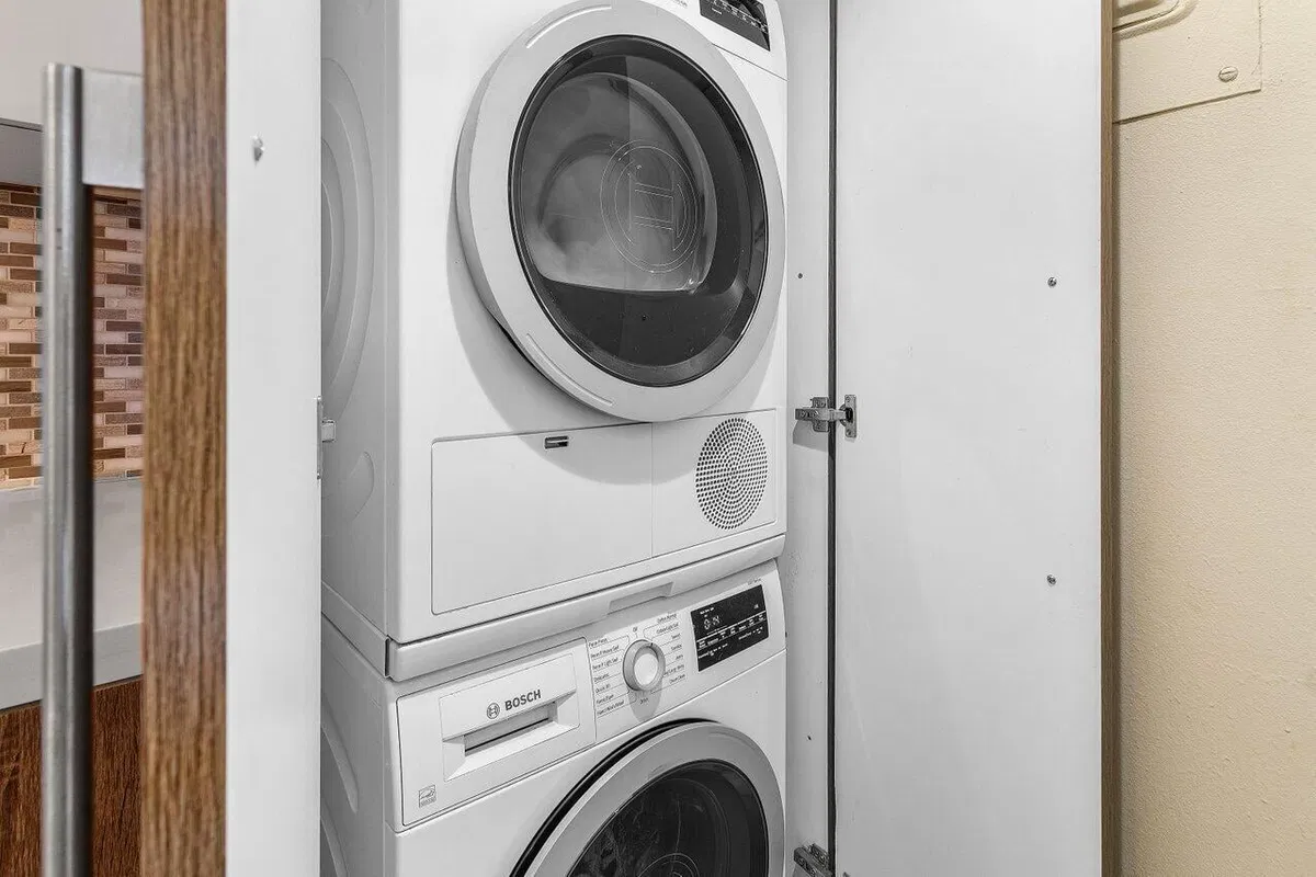  Unit 506 photo 16