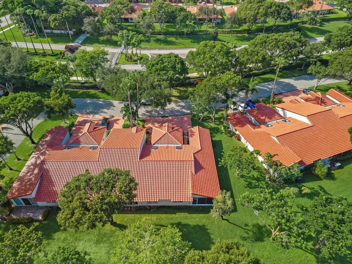 Residence photo 31