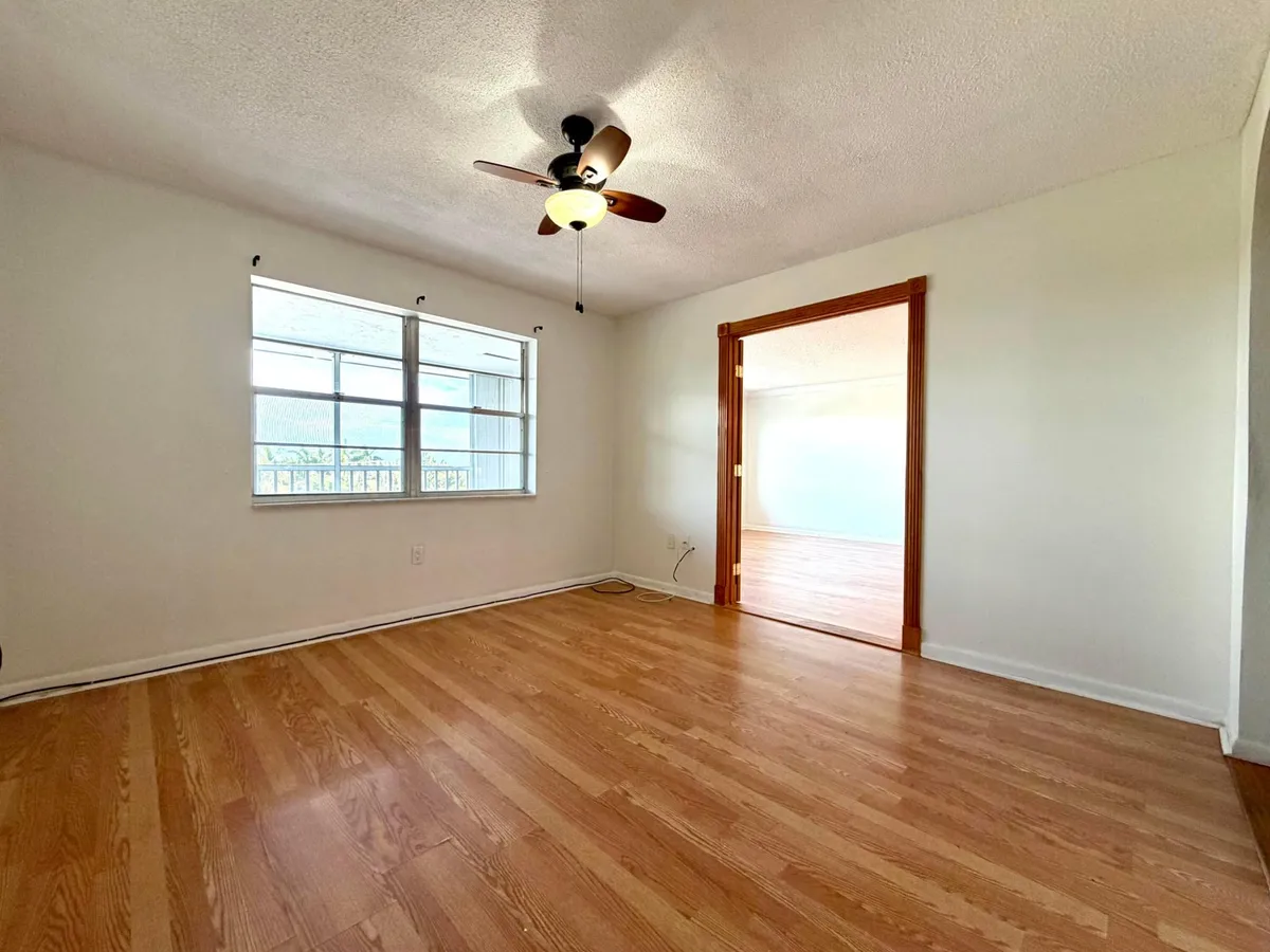 Lakeside Arms Lake Worth Unit #401 photo 19