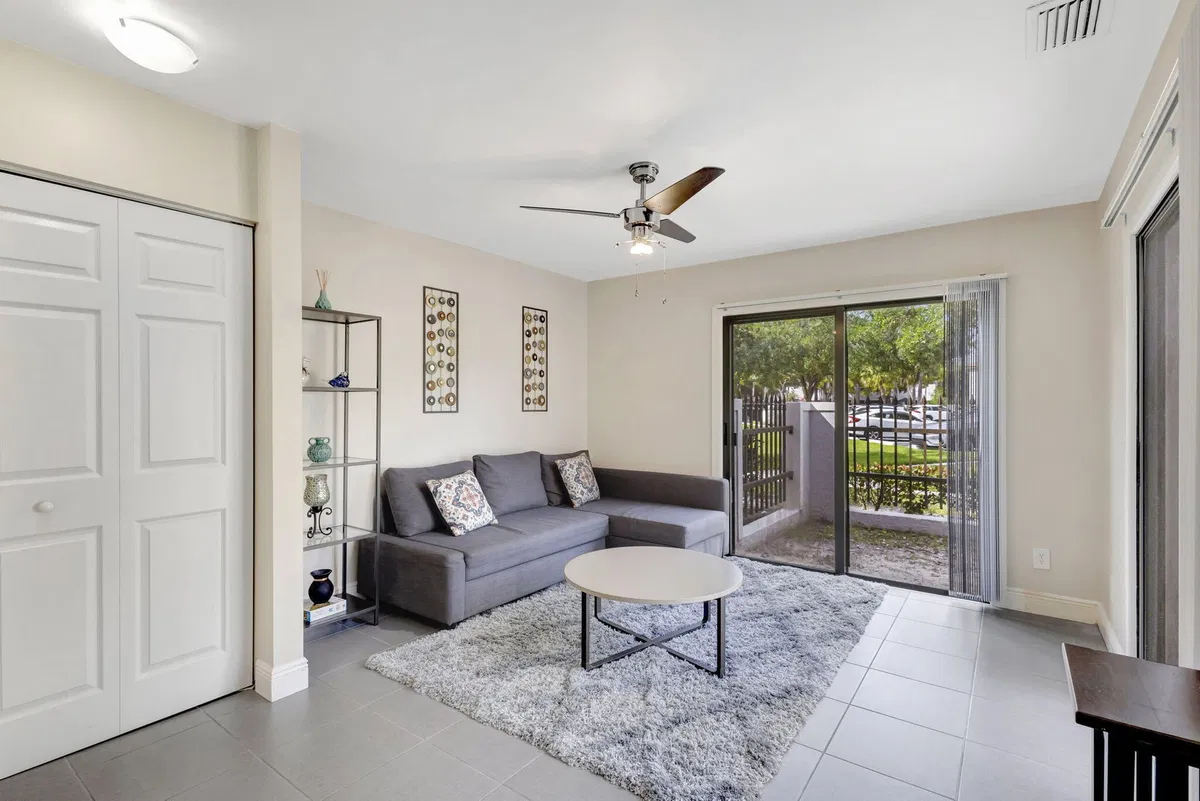 PGA National Palm Beach Gardens Unit 1 photo 7